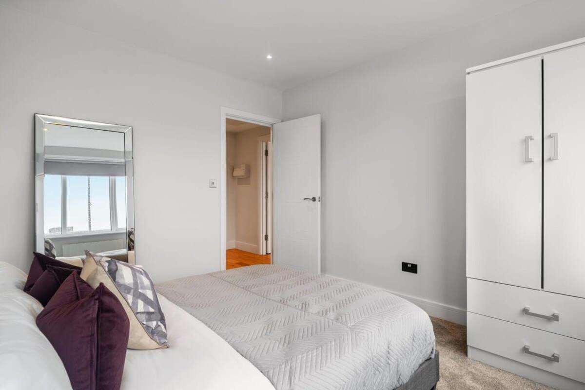 Lovely 1 Bedroom Apartment In The Heart Of Eastleigh Extérieur photo
